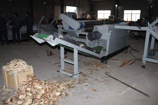 spindleless wood log debarker machine